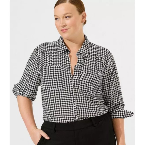torrid Tops - Torrid Madison Georgette Button-Up Long Sleeve Shirt Houndstooth Women's 2X EUC